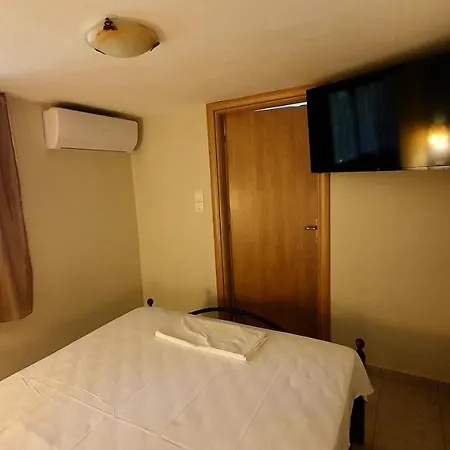 Apartmán Katina's House *