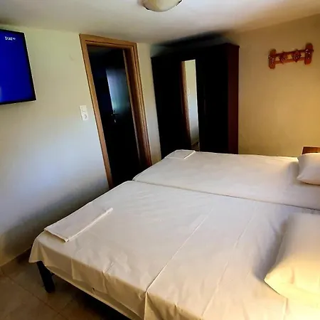 Katina's House Apartman *
