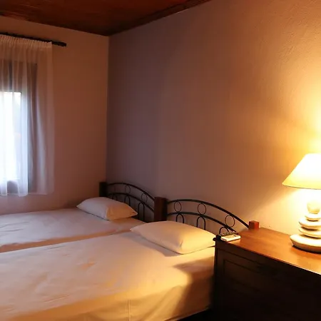 Katina's House * 보우르보우로우